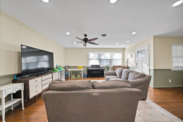 5705 Blueridge Drive, Fort Worth, TX 76112