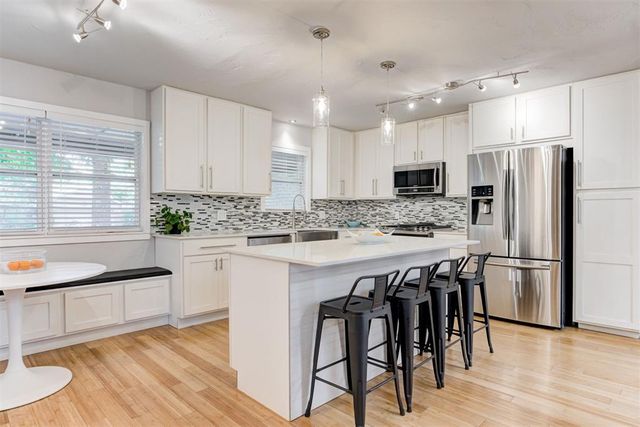 2105 NW 59th Place, Oklahoma City, OK 73112