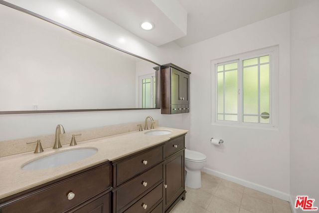 3315 Crail Way, Glendale, CA 91206