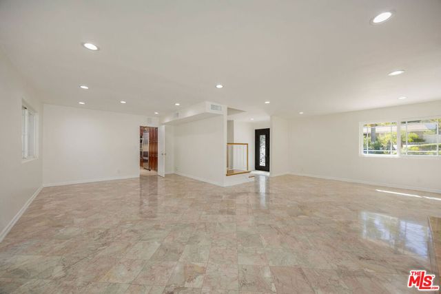 3315 Crail Way, Glendale, CA 91206