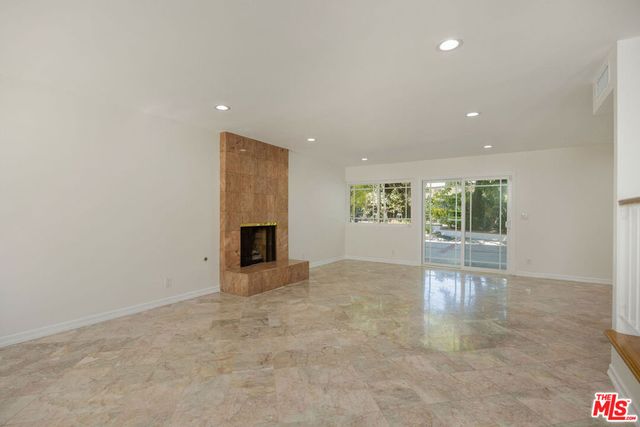 3315 Crail Way, Glendale, CA 91206