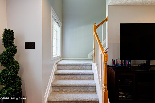 5418 Skeffington Way, Louisville, KY 40241