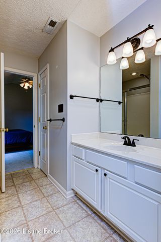5418 Skeffington Way, Louisville, KY 40241