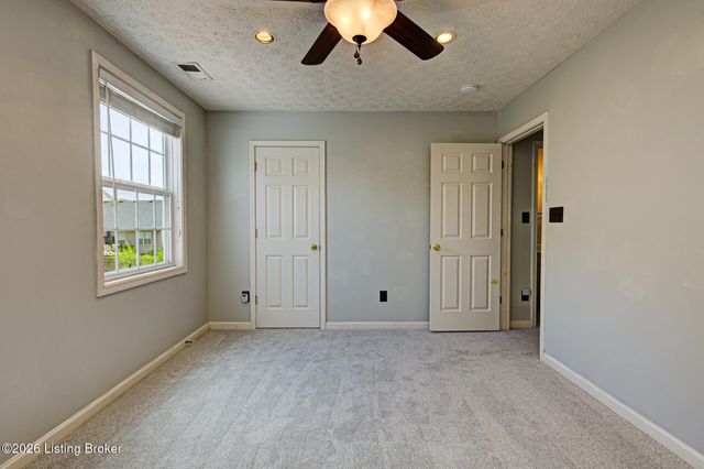 5418 Skeffington Way, Louisville, KY 40241