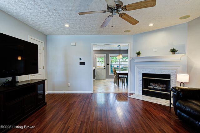 5418 Skeffington Way, Louisville, KY 40241
