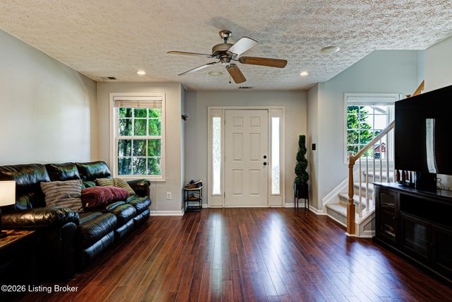 5418 Skeffington Way, Louisville, KY 40241