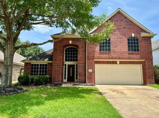 12807 Stratford Heights Drive, Sugar Land, TX 77498