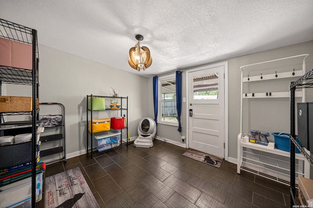 132 Vassar Ln, San Antonio, TX 78212