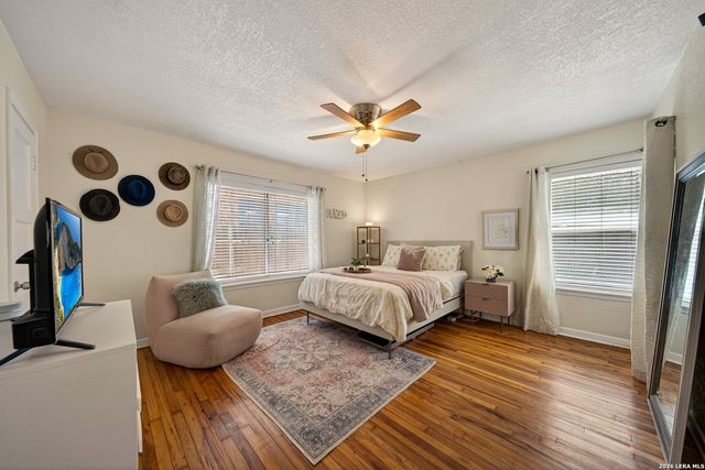 132 Vassar Ln, San Antonio, TX 78212