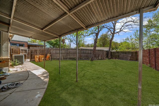 132 Vassar Ln, San Antonio, TX 78212