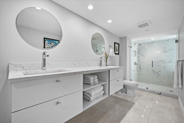 4000 N Ocean Drive 2004, Singer Island, FL 33404