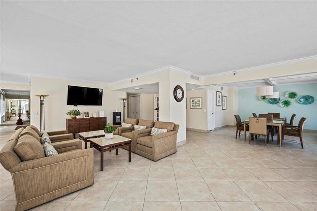 4000 N Ocean Drive 2004, Singer Island, FL 33404