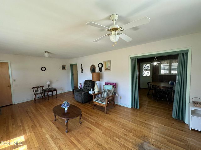 427 Ridge Road, Queensbury, NY 12804