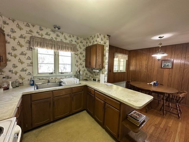 427 Ridge Road, Queensbury, NY 12804
