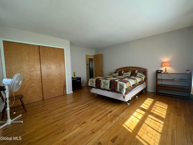 427 Ridge Road, Queensbury, NY 12804