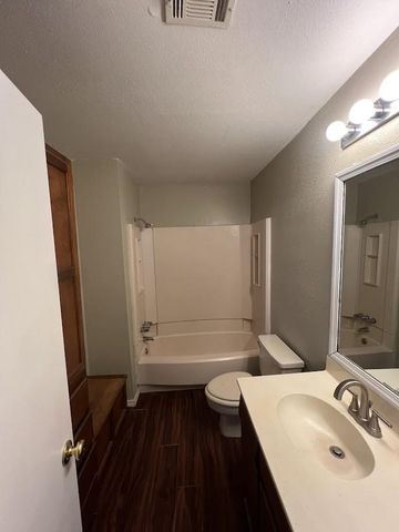 1305 W Villa Maria Road B101, Bryan, TX 77801