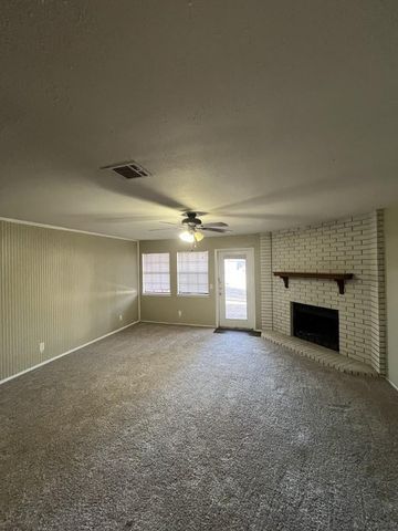1305 W Villa Maria Road B101, Bryan, TX 77801