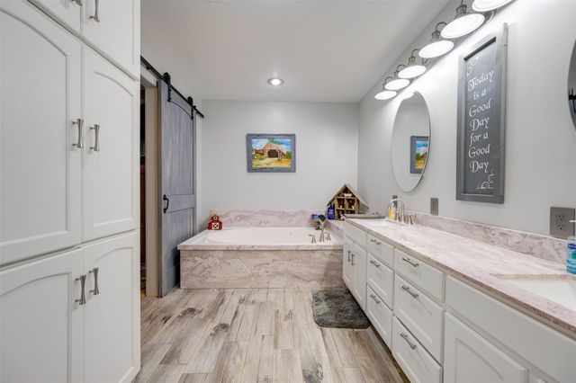 23126 Jeb Cir, Frankston, TX 75763