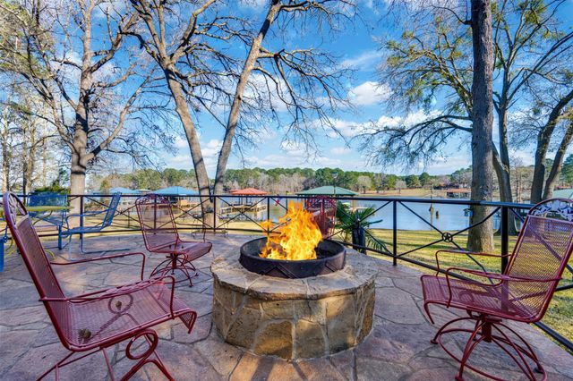 23126 Jeb Cir, Frankston, TX 75763