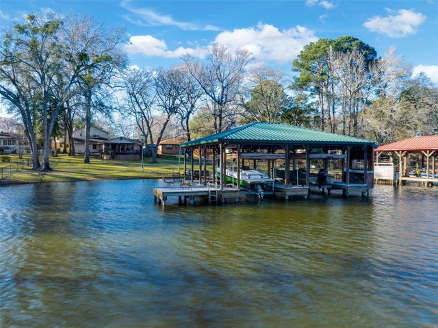 23126 Jeb Cir, Frankston, TX 75763