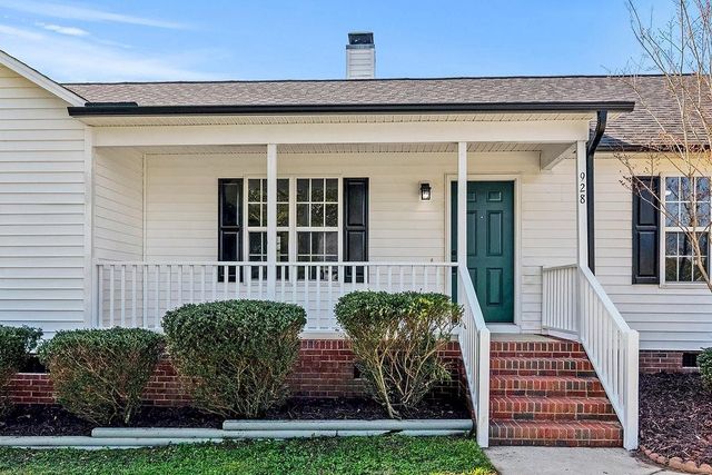 928 S Willhaven Drive, Fuquay Varina, NC 27526
