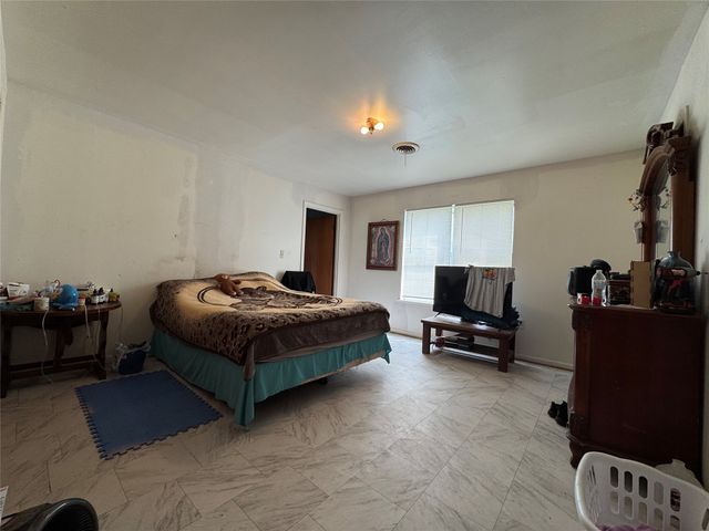 733 Foster Street, Marlin, TX 76661