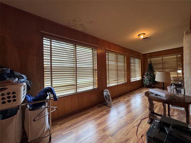 733 Foster Street, Marlin, TX 76661