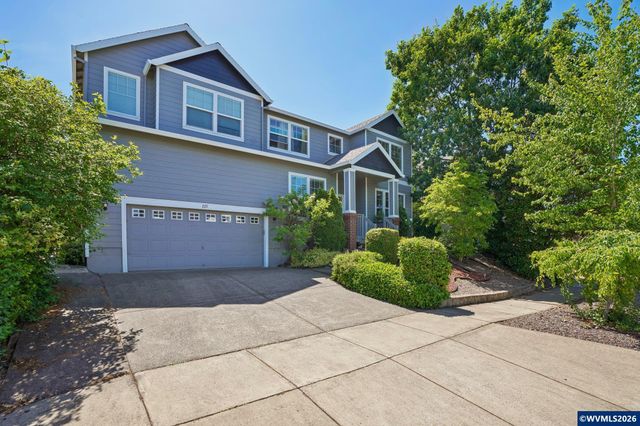 325 Stellers Eagle St NW, Salem, OR 97304