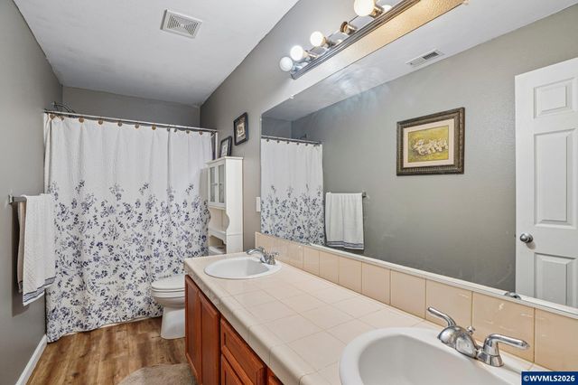 325 Stellers Eagle St NW, Salem, OR 97304