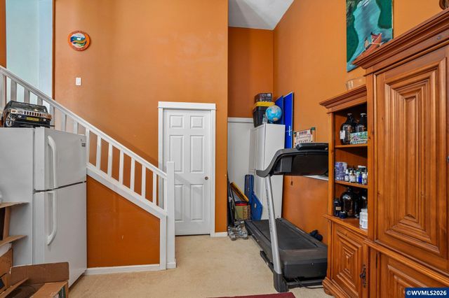 325 Stellers Eagle St NW, Salem, OR 97304