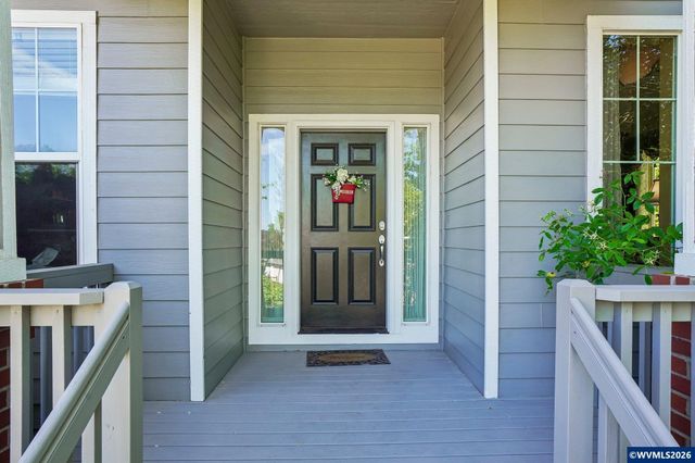 325 Stellers Eagle St NW, Salem, OR 97304