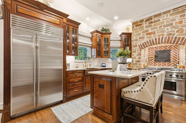 9227 Lanshire Drive, Dallas, TX 75238