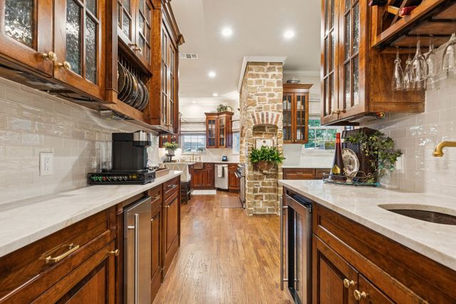 9227 Lanshire Drive, Dallas, TX 75238