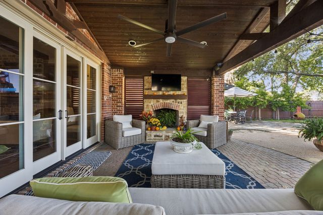 9227 Lanshire Drive, Dallas, TX 75238