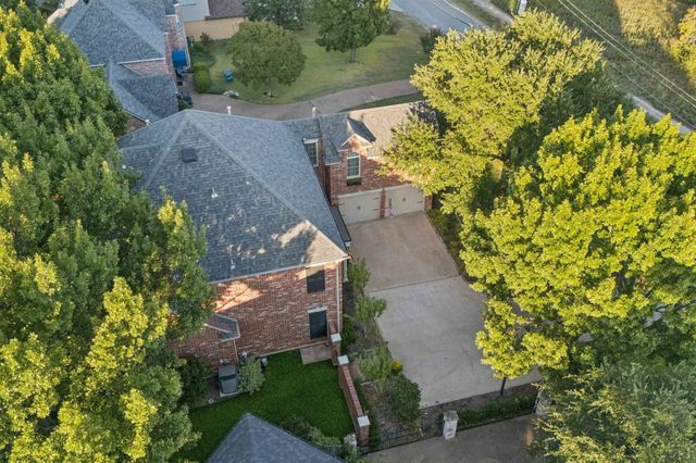 9227 Lanshire Drive, Dallas, TX 75238