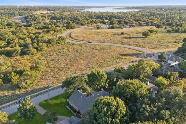 9227 Lanshire Drive, Dallas, TX 75238