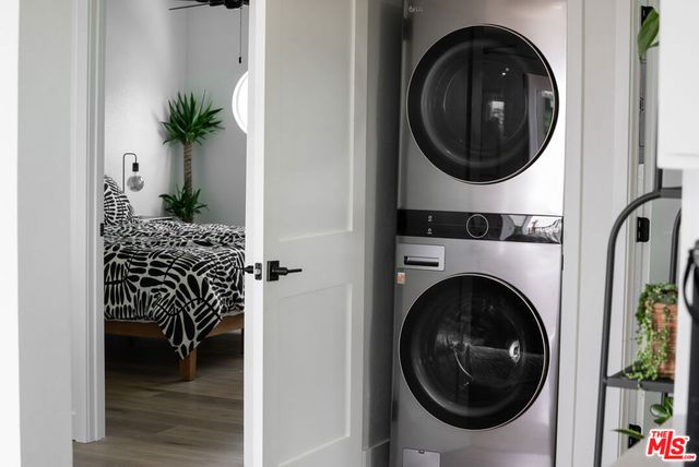 1521 Dunn Avenue, Los Angeles, CA 90063