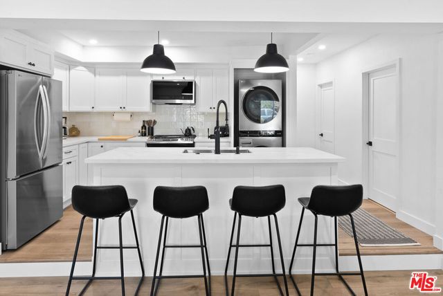 1521 Dunn Avenue, Los Angeles, CA 90063