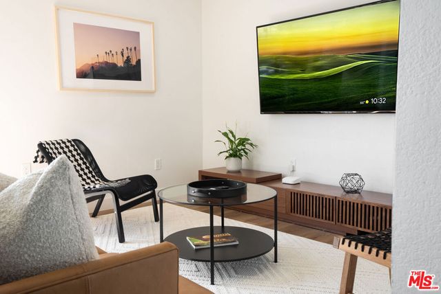 1521 Dunn Avenue, Los Angeles, CA 90063