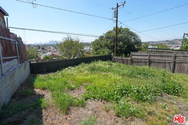 1521 Dunn Avenue, Los Angeles, CA 90063