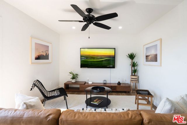 1521 Dunn Avenue, Los Angeles, CA 90063