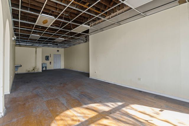 2514 S Blue Island Avenue, Chicago, IL 60608
