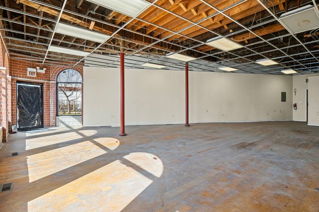 2514 S Blue Island Avenue, Chicago, IL 60608
