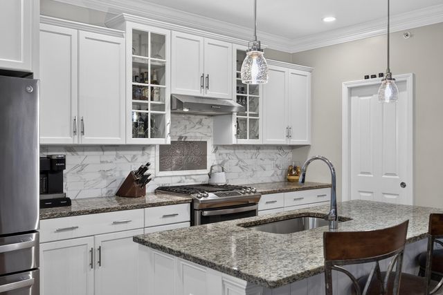 75 Boatwrights Loop, Plymouth, MA 02360