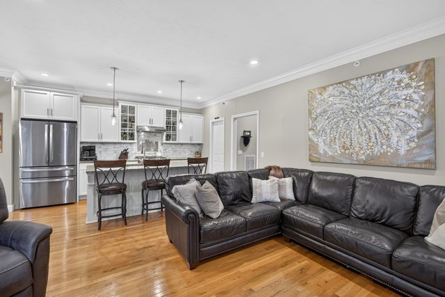 75 Boatwrights Loop, Plymouth, MA 02360