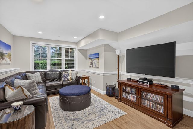 75 Boatwrights Loop, Plymouth, MA 02360