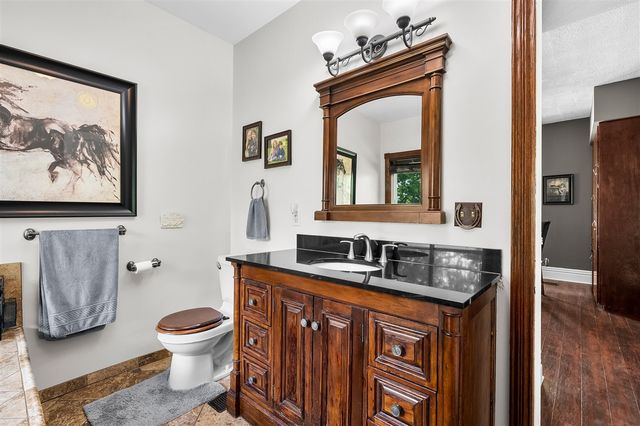 10465 N 32nd Street, Richland, MI 49083
