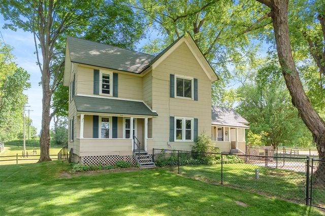 10465 N 32nd Street, Richland, MI 49083