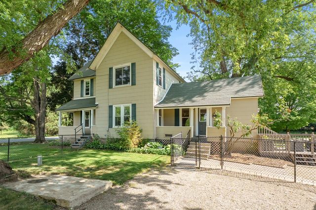 10465 N 32nd Street, Richland, MI 49083