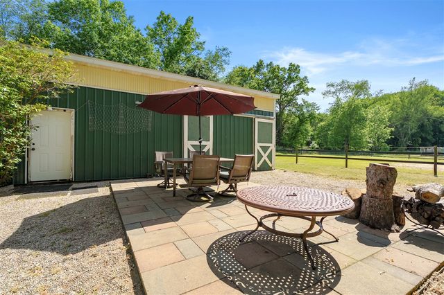 10465 N 32nd Street, Richland, MI 49083